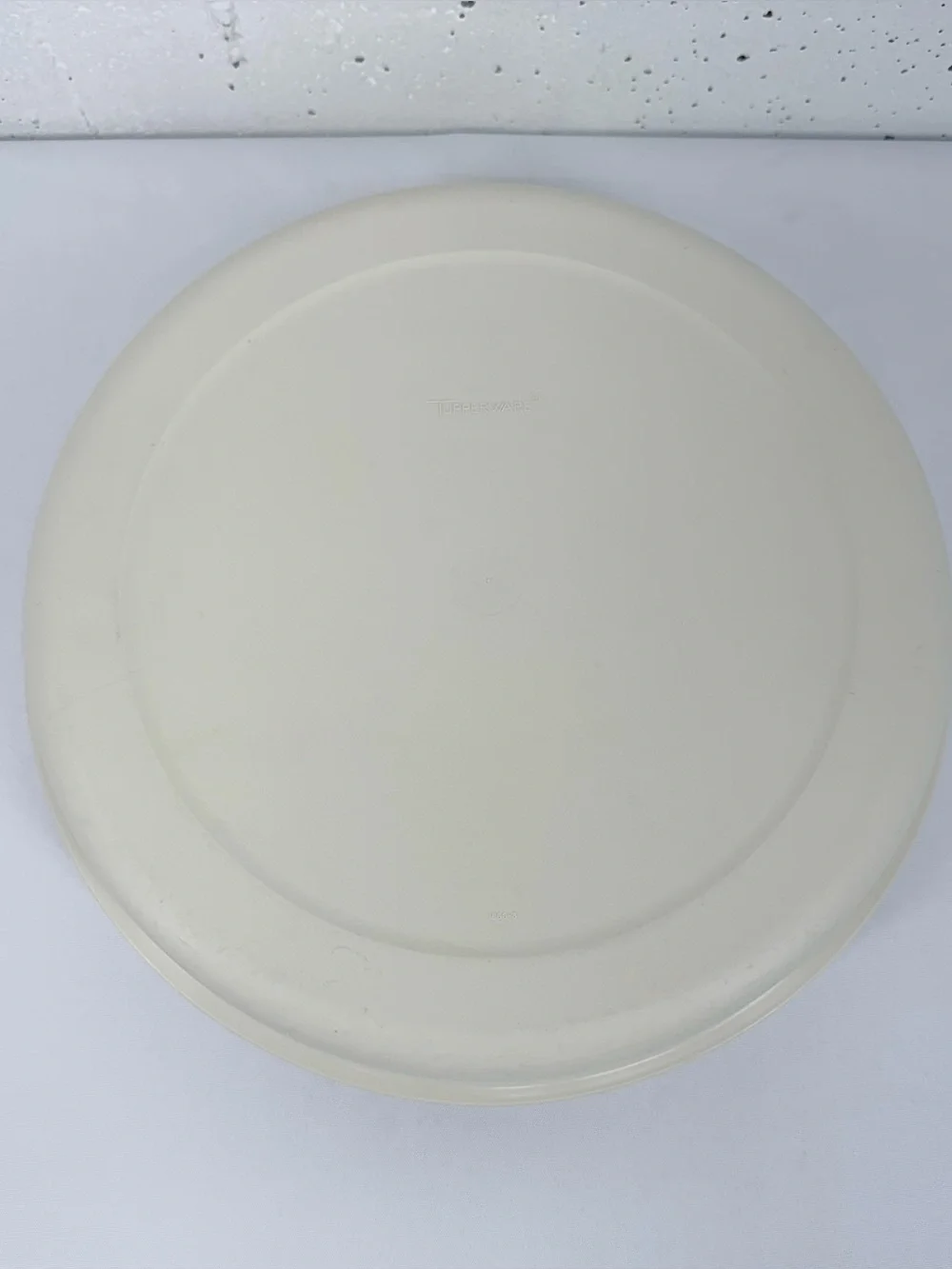 Vintage Tupperware Almond Portable Picnic Serving Center Tray Model 1665